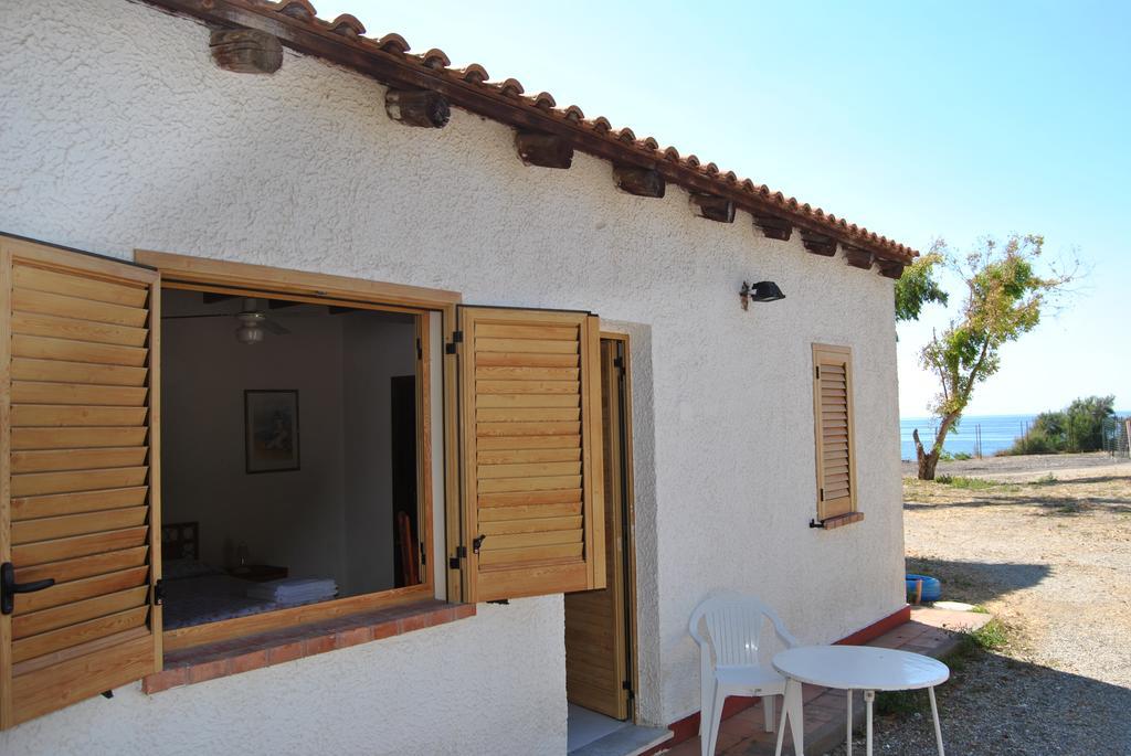Camping B&B Gioiosa Gioiosa Marea Bagian luar foto