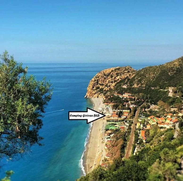 Camping B&B Gioiosa Gioiosa Marea Bagian luar foto