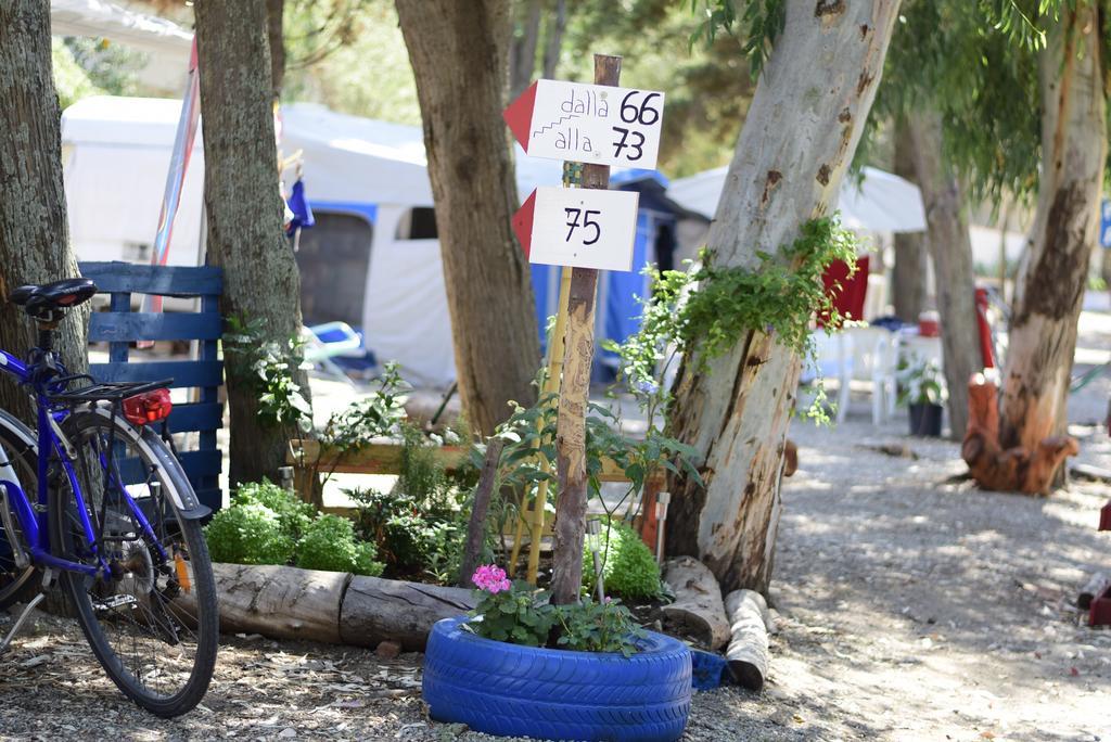 Camping B&B Gioiosa Gioiosa Marea Bagian luar foto