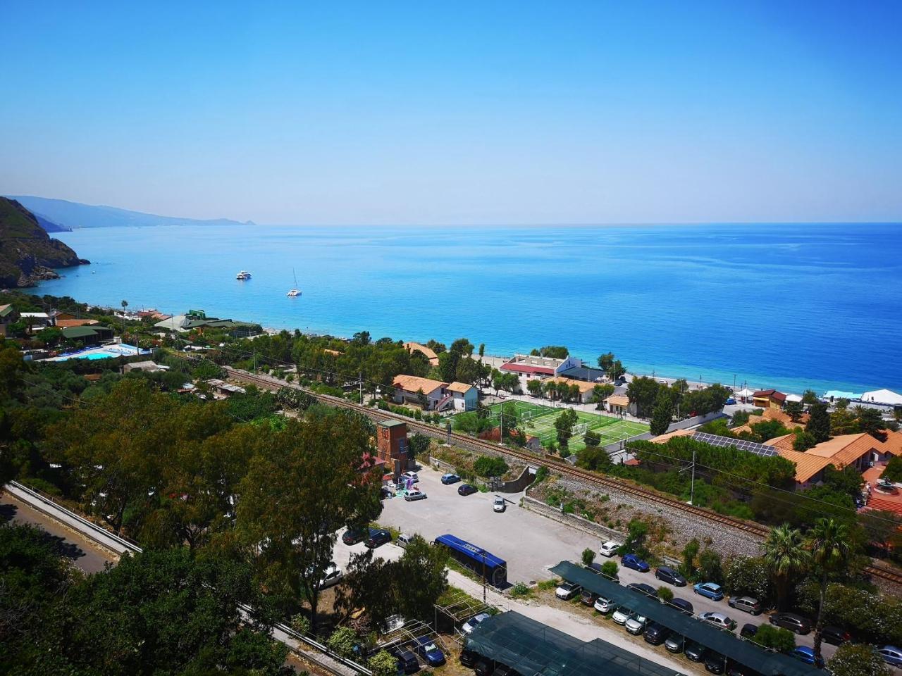 Camping B&B Gioiosa Gioiosa Marea Bagian luar foto