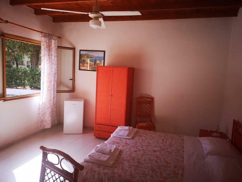 Camping B&B Gioiosa Gioiosa Marea Bagian luar foto